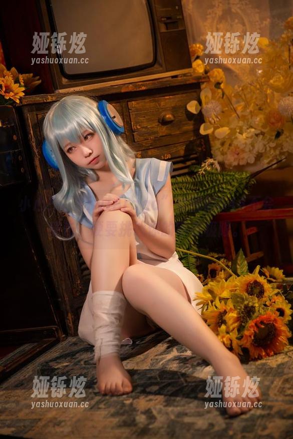 小心！“KiwiAraga”套图的G44不会受伤，硬要挑战你的审美极限。