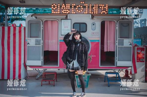 Jenny(정제니)的私拍：镂空的思维，完全不装了！