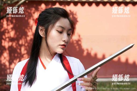 MiiTao蜜桃社 - 胡思乱想：当女神陆萱萱Cecilia遇上高清写真，这画面绝了！