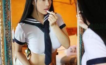 MyGirl美媛馆 – 夏天来了，Carina绮里嘉把她的新图快速放进图库，急着下载的小心脏已经不行了。