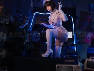 当高清遇上兔女郎——Neko薇薇这镜前简直像在放大招！