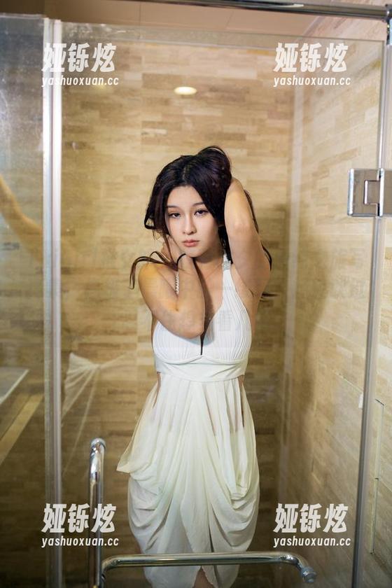 TuiGirl推女郎 - 模特林夕的清纯之旅写真集，像极了晨曦中的一缕风，轻轻吹过，忍不住想多看几眼。