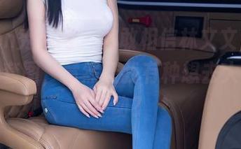 Xiuren秀人网 – 你敢相信林文文yooki的户外套图，竟然让我有种想去大自然的冲动？