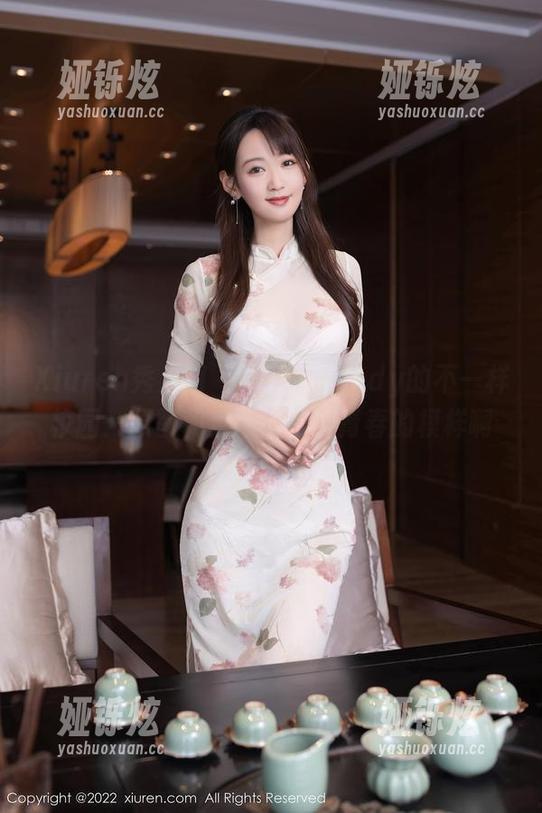 Xiuren秀人网 - 棉花糖candy的不一样校园：原图和套图，饱含青春的模样啊