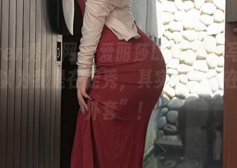 Xiuren秀人网 – 爱丽莎Lisa皮衣写真——你以为我是在走秀，其实我只是在“找外套”！