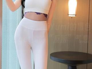 Xiuren秀人网 – 美昕Yumi的黑色写真，在线get她的“反叛”气息