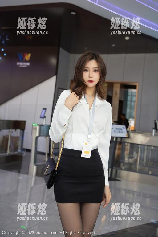 Xiuren秀人网 - 最会自拍的陆萱萱cecillia，给你运送甜美的套图资源！