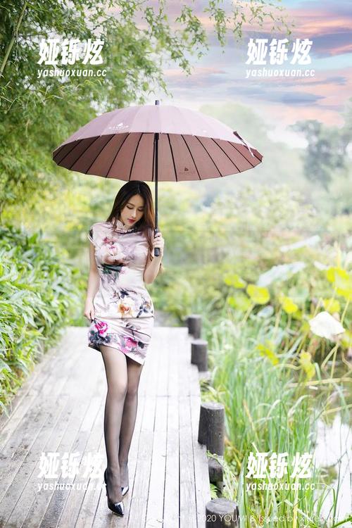 YouMi尤蜜荟 - icy猪的A级主管秘诀图包——也许只要松弛就好？