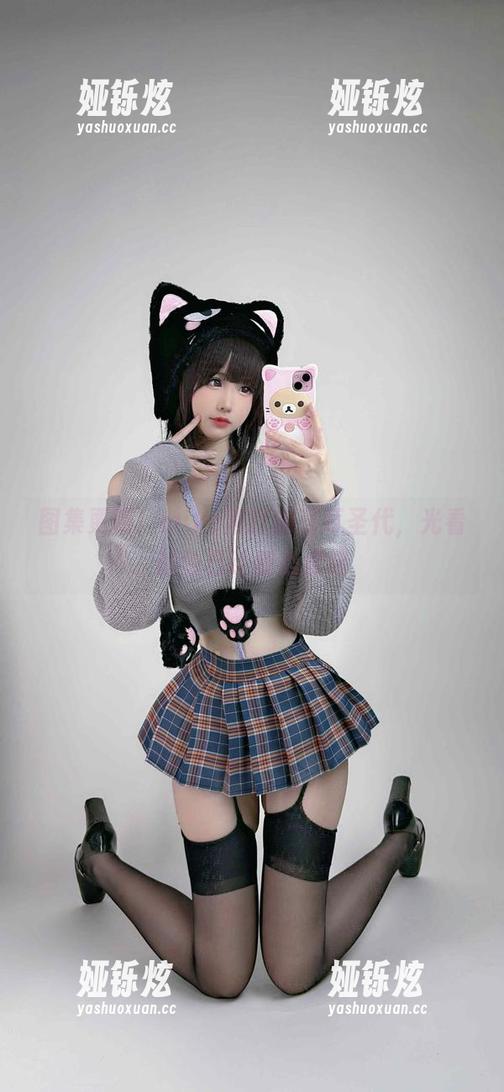 图集更新！miko酱吖的草莓圣代，光看颜色已让我心痒痒