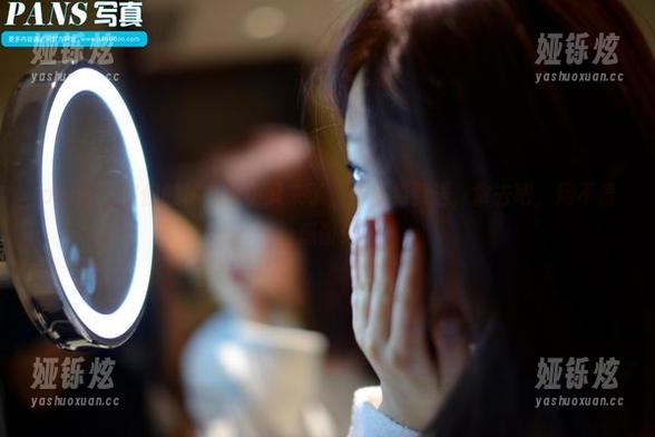 pans - 你们的秘书小小又来了，作品免费送，拿去吧，用不着感谢！