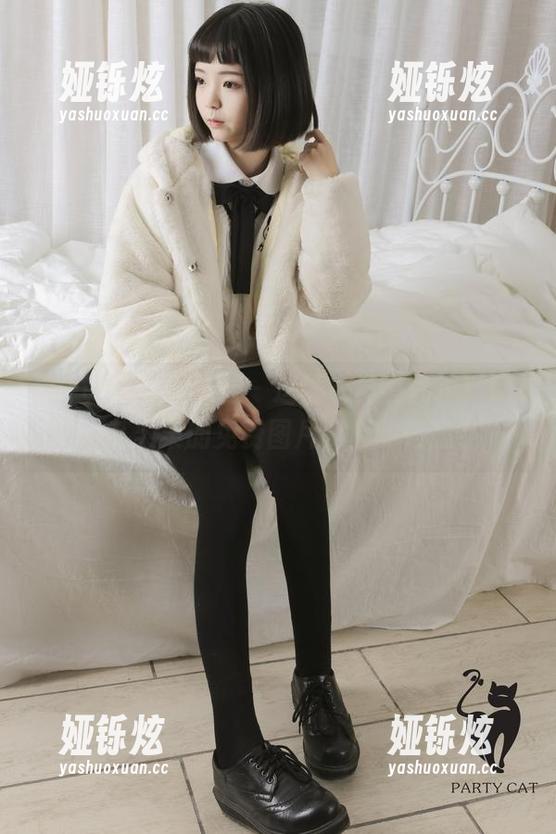 partycat轰趴猫 - 这睡衣真有品位！Ellie艾栗栗的免费图片，真的假的？