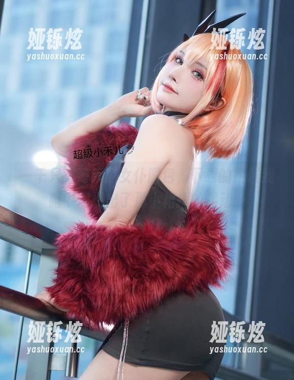 一千只猫薄禾的女仆图包，下载的时候我脑中闪现出了那小裙摆的晃动…