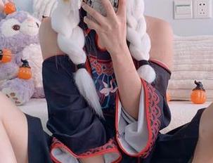 看哦！二阶堂宅绘子免费献上异世界猫娘写真，难以抗拒！