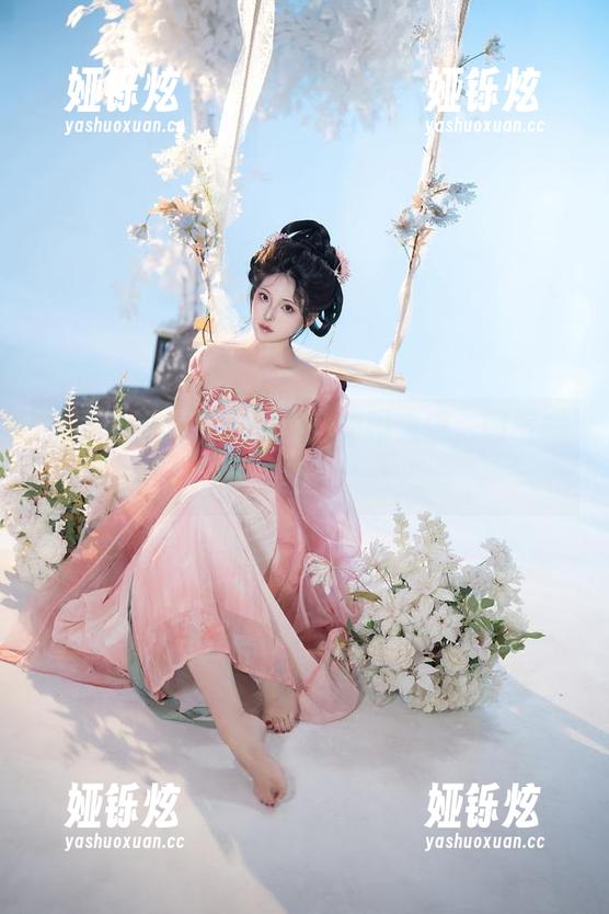 你夏夏的最新作品集：美脚之道，喷气式美腿！