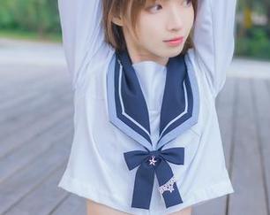 这组最新写真，兔玩映画又把JK少女的复杂心情拍到了极致。