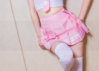 头条女神 – 每一件都是惊喜？樊安妮的全集“套装”，你说的我都信。
