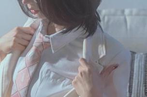 网盘说奶桃桃的合集在，只是个稀缺的秘密而已。