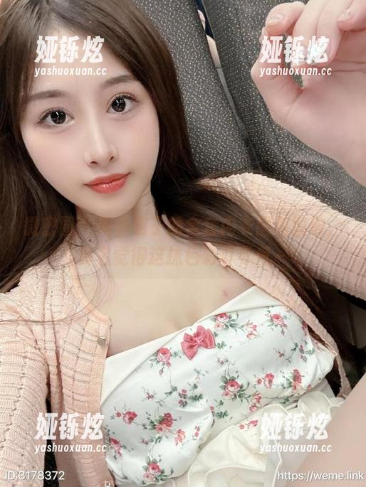 微密圈 - 向小萌子的全套内衣图包致敬，莫名觉得这抹色彩真可爱～