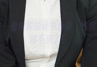 尤果网 – 看娜露的秘书合集，钱包和工作都不见了！