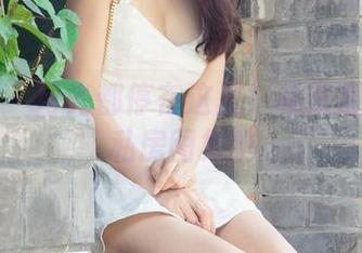 尤果网 – 目光都停在这里！杨晨晨的美脚私房图集呐