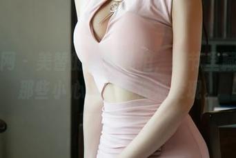 尤果网 – 美替的妹妹私拍，细节里藏着的那些小心机，等你来发现。