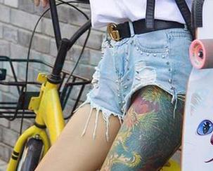 尤果网爱尤物 – 原图里的刘瑾希说，她的征服欲是种事务，欲望和俏皮并存