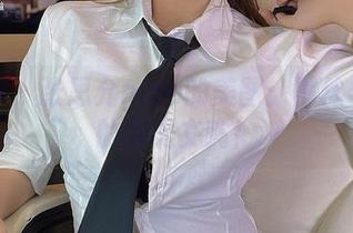 微密圈 – 张思允nice的美图：黑丝与礼服的完美交响！