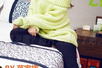推女神 – 施忆佳Kitty酱，白色在这儿，但那光呢？图片太真实了吧。