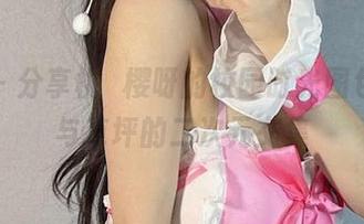 微密圈 – 分享桃沢樱呀的校园时光图包，教室与草坪的二次元交集