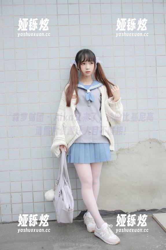 森萝财团 - Aika又来了，她的比基尼高清照片资源让人目不暇接！