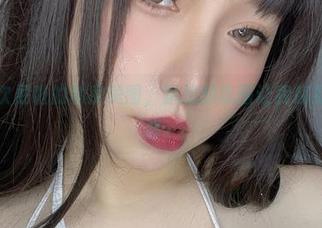 涞觅，次屁啦的私房美图，飘忽的氛围让我感到一丝困惑。