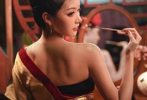 沧霁桔梗在最新资源里窜出个千年梦，真是个脑洞大开的人