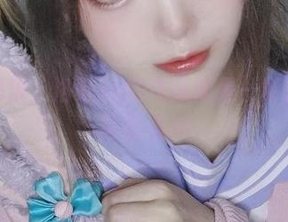 粉色秘境，洛可ss的作品像是一场轻描淡写的邂逅