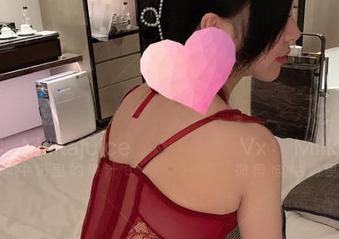 微密圈 – 牛奶里的果汁的JK美图资源上新啦，快来围观一番！