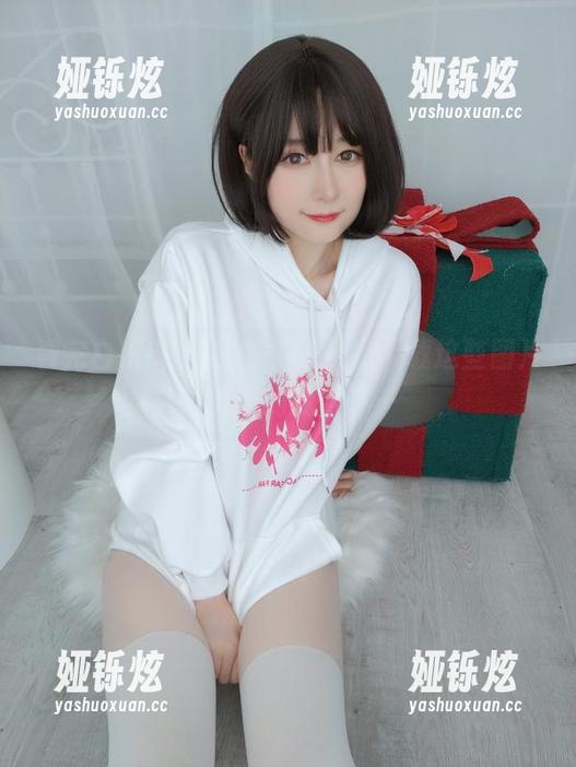 白银81 看完白银81的清纯,我决定下载这些图片,拍照的我服了…