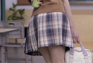 秀人网 – 在线探店：别说你不想看利世的学妹合集