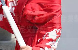 秀人网 – 最新！岁小岁校服合集壁纸：未定义的校园风