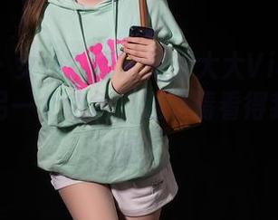 秀人网 – 女仆？不过是晗大大Via众多面具下的另一个角色，这高清看得我不敢直视！