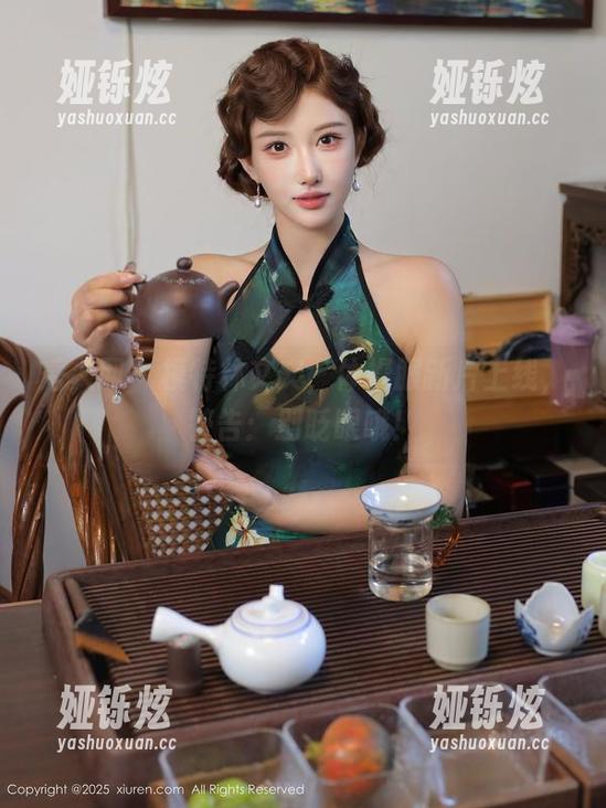 秀人网 - 模特林文文，体操服新片上线，警告：别眨眼哦！