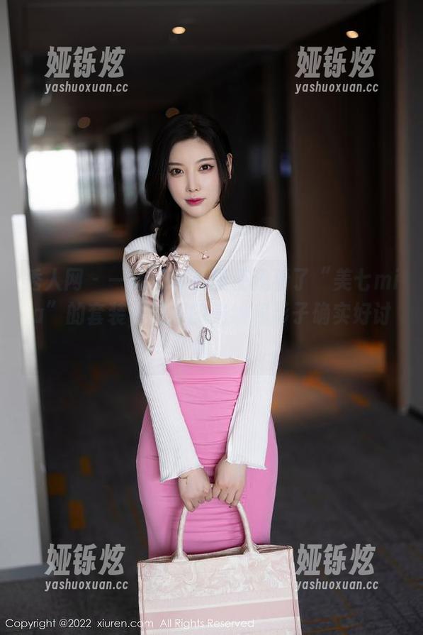 秀人网-美七mia 秀人网 - 一阵好奇心驱使我看了“美七mia”的套装,美图的光线和影子确实好讨喜。