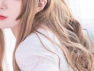 校服再叠加肆无忌惮的魅力——羊大真人图片分享