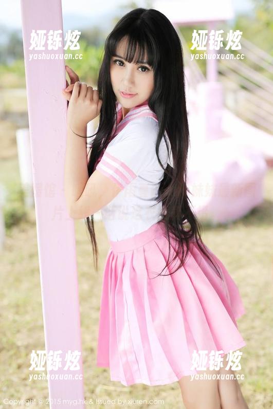 美媛馆 - 哦吼，伊雨蔓Fiona妹妹最新图片上线，话说这衣服真不错。