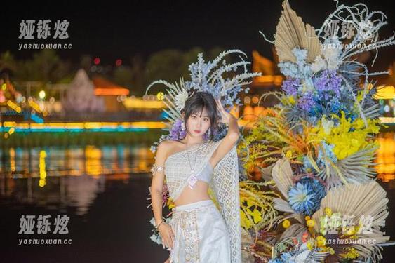幸运的是，萌芽儿o0的美脚让你的壁纸不再单调