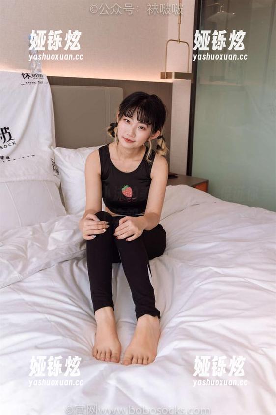 袜啵啵 - 分享小沫的美足作品集，保证你会爱上这双‘鞋’子！