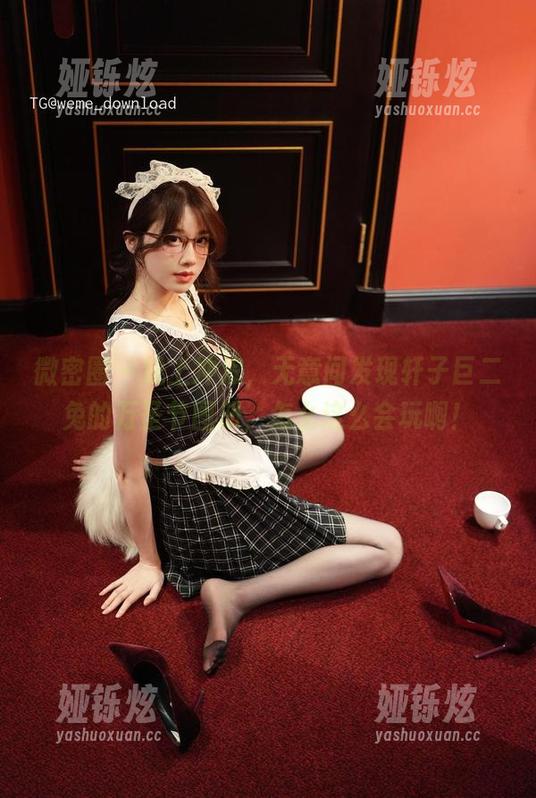 微密圈 - 线上冲浪，无意间发现轩子巨二兔的万圣节图册，怎么这么会玩啊！