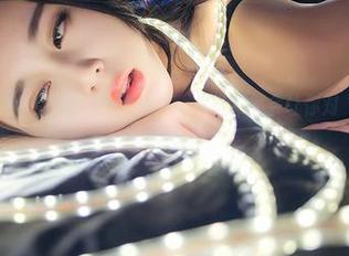 青豆客 – 这一套免费套图，Luvian本能果然会让你对“女神”有新定义。