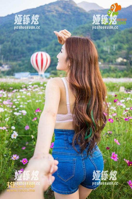青豆客-婕西儿 青豆客 - 婕西儿的“厨娘技能”:妄想我也能把壁纸做得像她的菜一样好看。