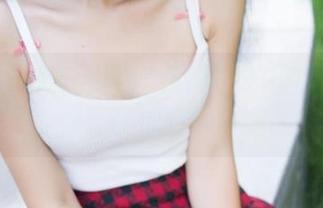 青豆客 – 跟上潮流，赵馨玥的校服作品集分享让你眼前一亮