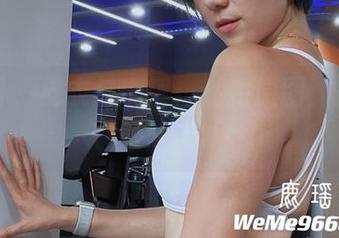 微密圈 – 皮衣与鹿瑶：私拍原图，简直让人想P掉字体！
